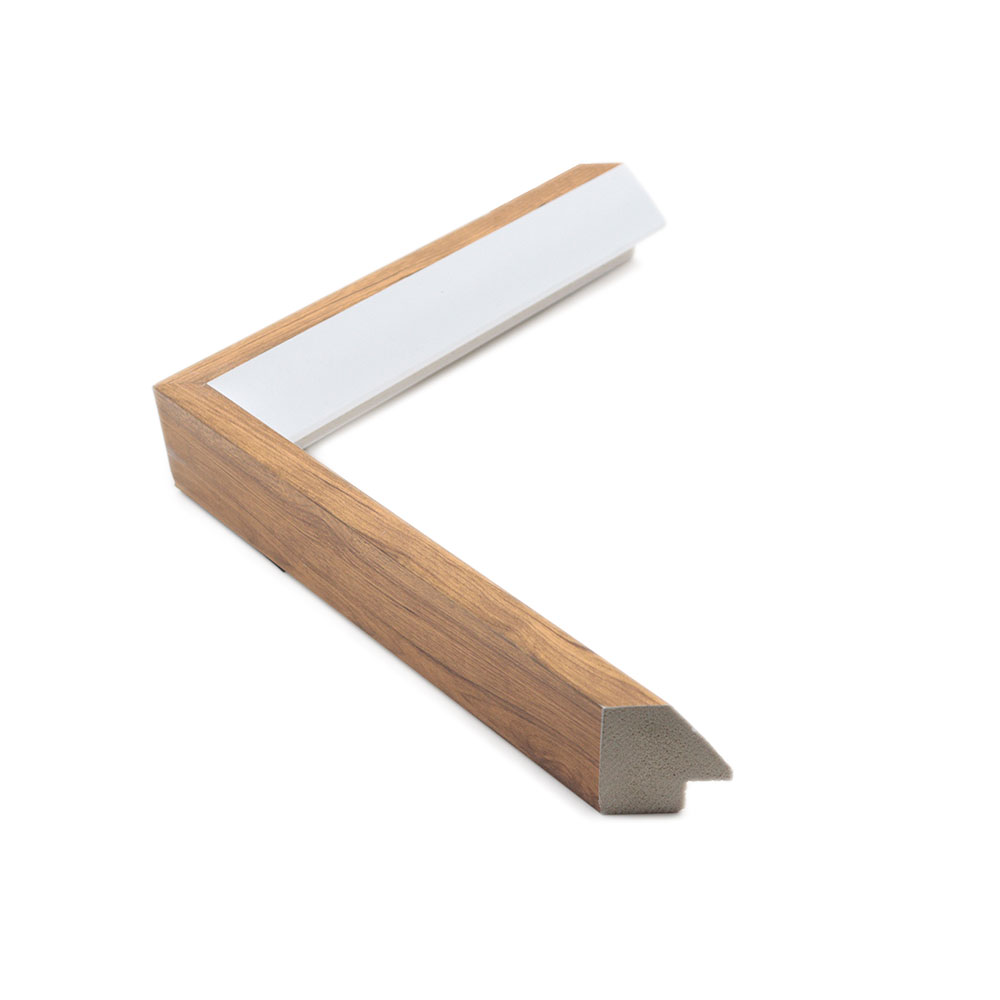 ER768KT-W - Kiaat - White Inside - Picture Frame Moulding